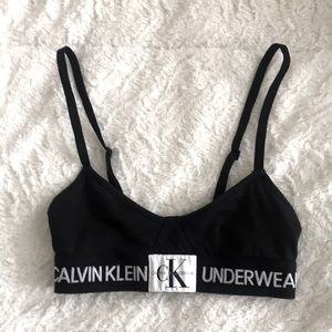 CALVIN KLEIN BRALETTE